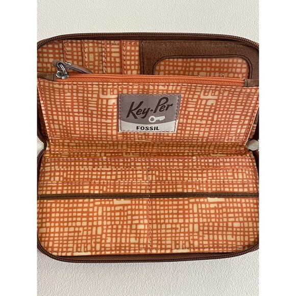 FOSSIL Key-Per Orange Quilted Brown Leather Wristlet ID Coin Zip Wallet - Picture 4 of 8